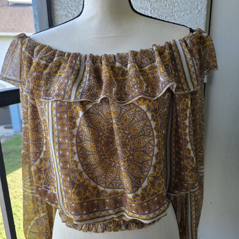 Aakaa Off-Shoulder Boho Blouse in Brown and Yellow